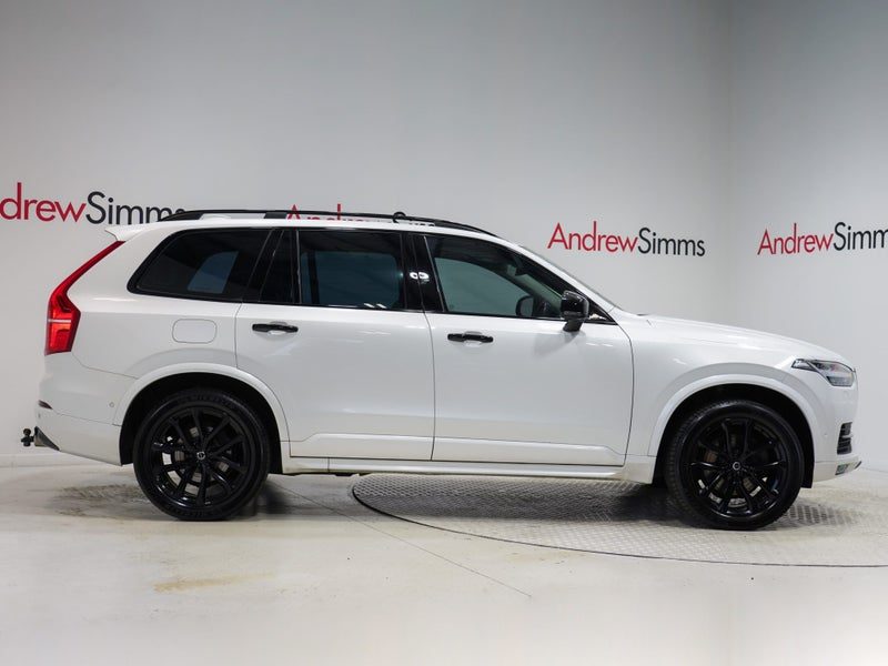 2018 Volvo XC90 D5 AWD Momentum 2.0D 8A 5Dr Wagon, photo 3