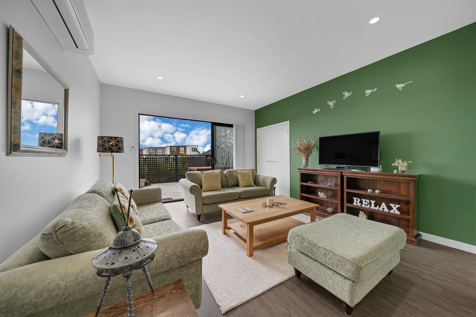 6 Canna Street, Flat Bush, photo 3