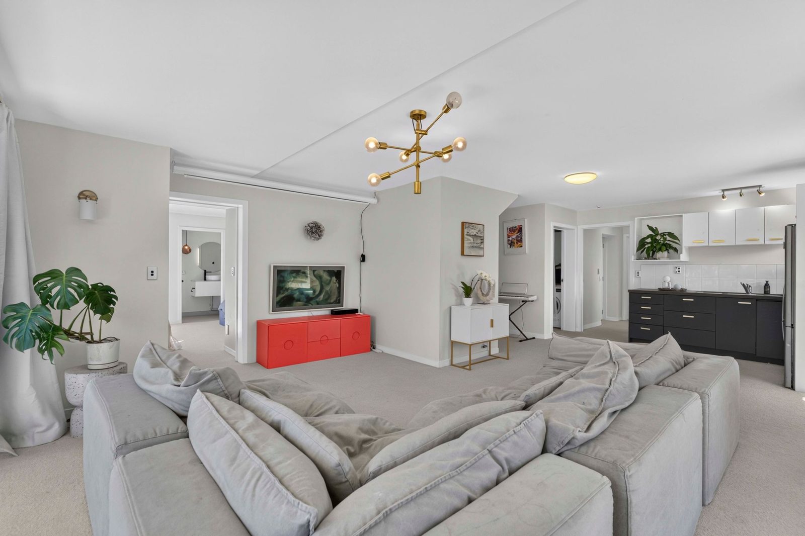 11 Waiatarua Road, Remuera, photo 13
