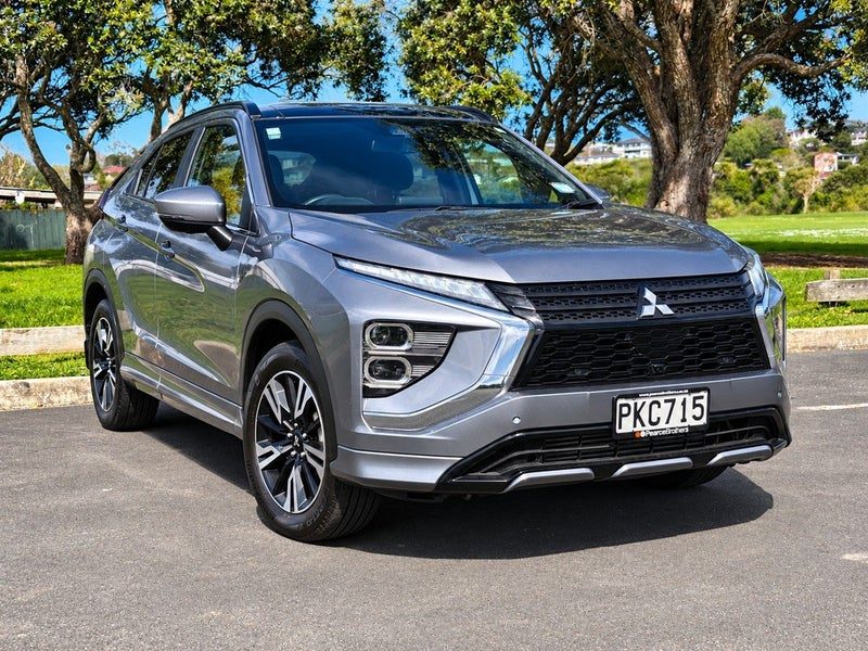 2022 Mitsubishi Eclipse Cross VRX, photo 2
