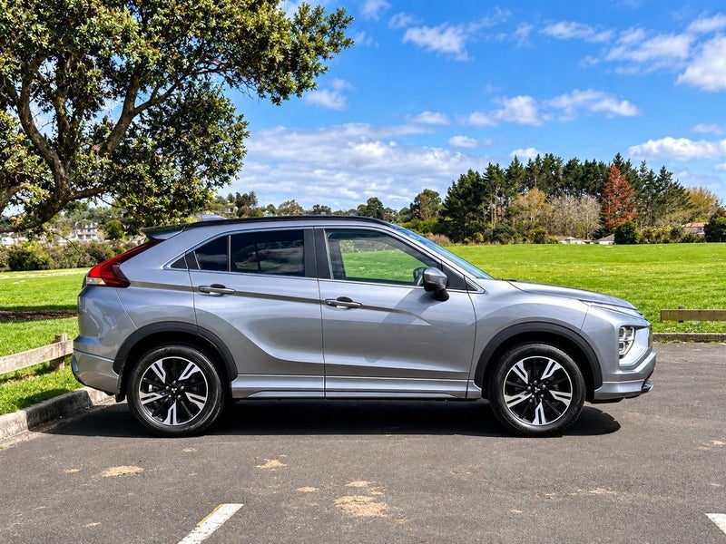 2022 Mitsubishi Eclipse Cross VRX, photo 3