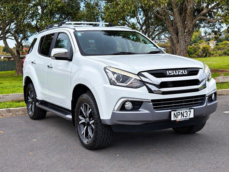 2021 Isuzu MU-X 4WD AUTO 3.0 DIESEL 7 SEATER, photo 2