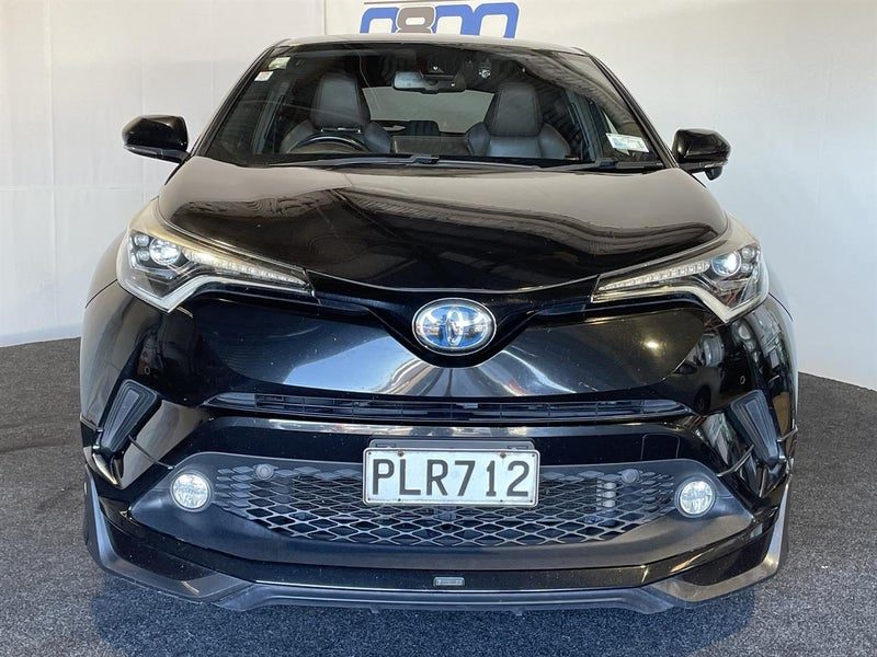 2017 Toyota C-HR Hybrid, photo 2