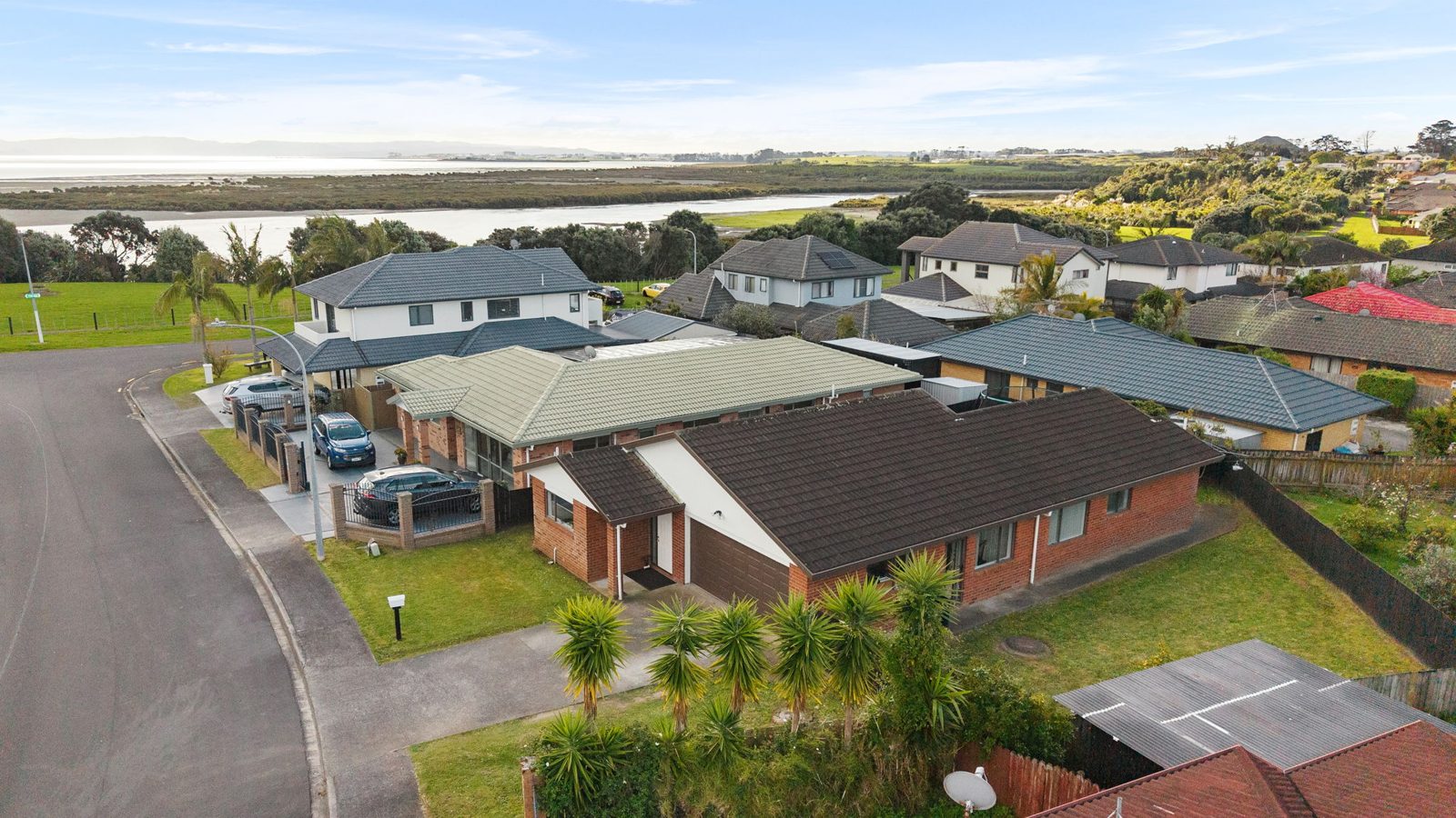 83 Pitt Avenue, Clendon Park, photo 18