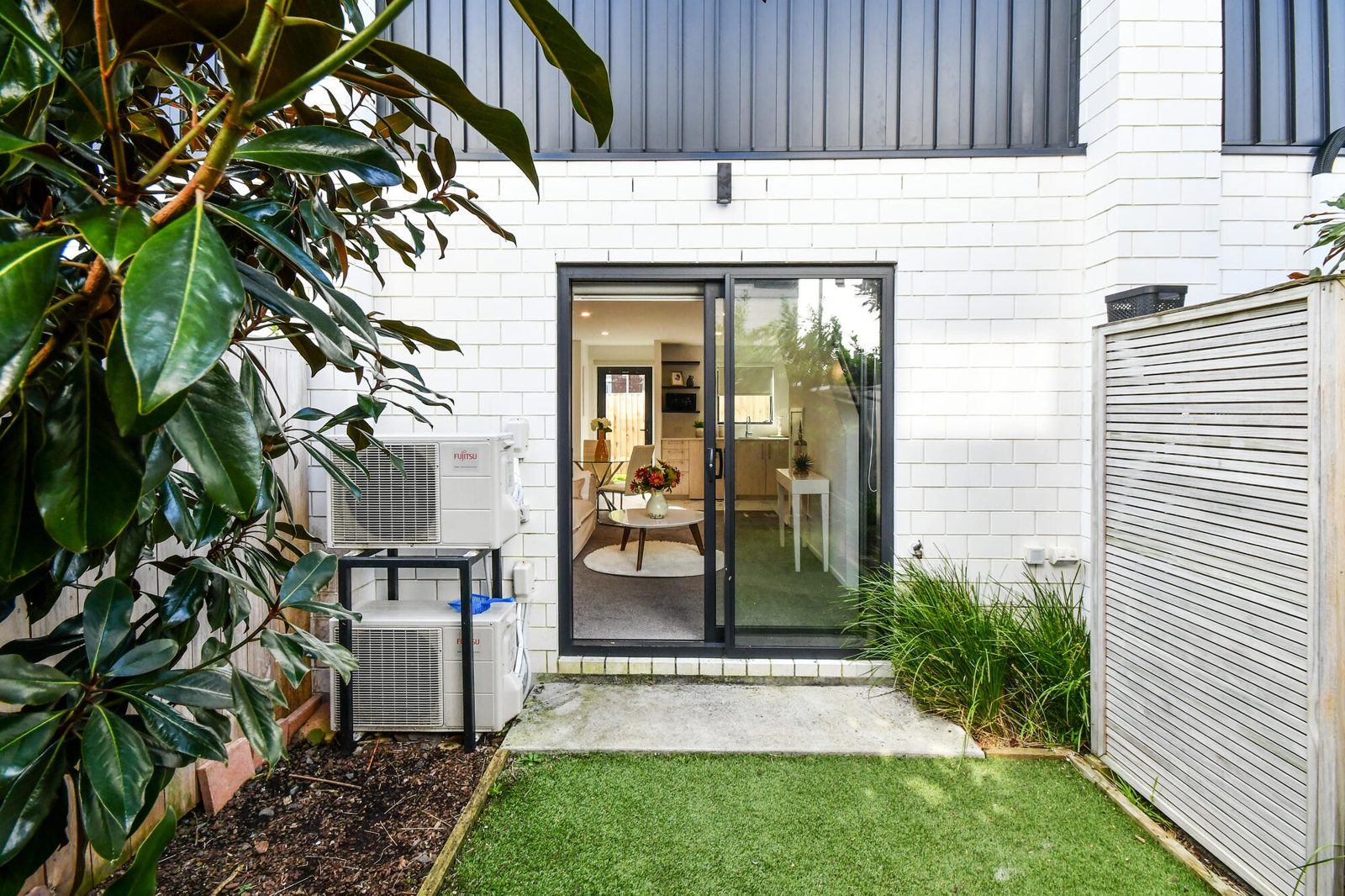 9/22 Yeovil Road, Te Atatu Peninsula, photo 10