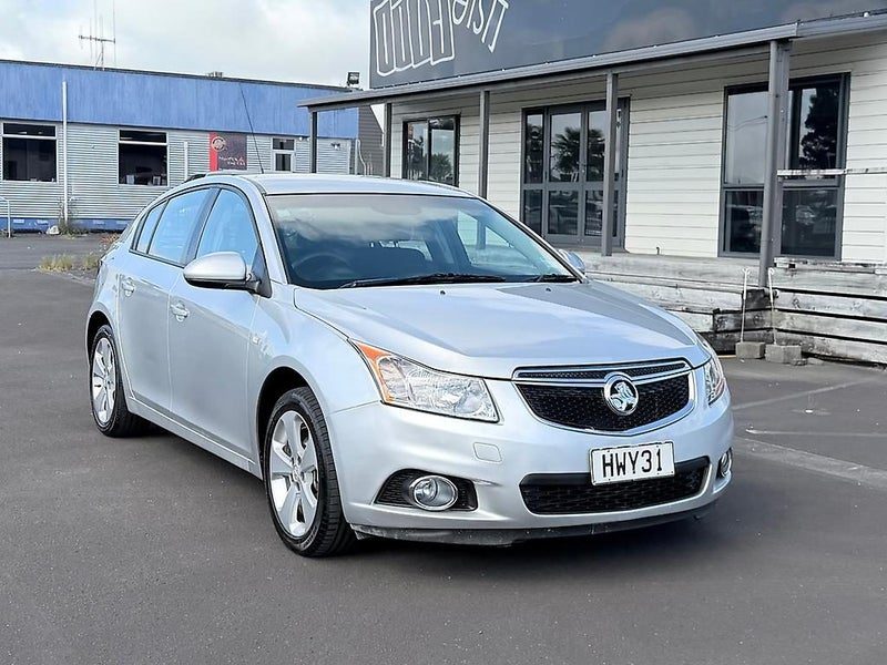 2015 Holden Cruze Equipe 1.8AT with Low kms!!