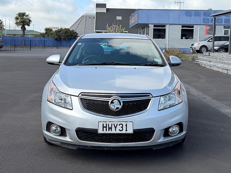 2015 Holden Cruze Equipe 1.8AT with Low kms!!, photo 2