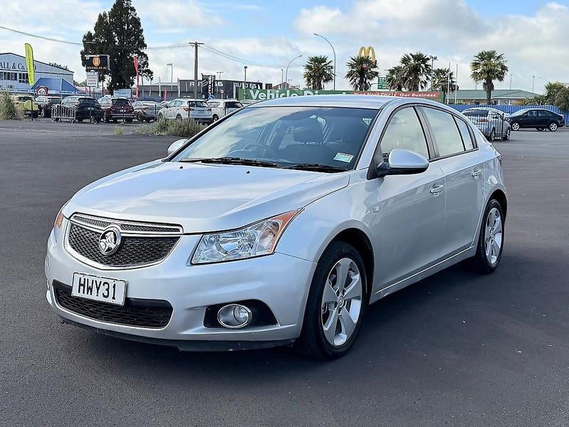 2015 Holden Cruze Equipe 1.8AT with Low kms!!, photo 3