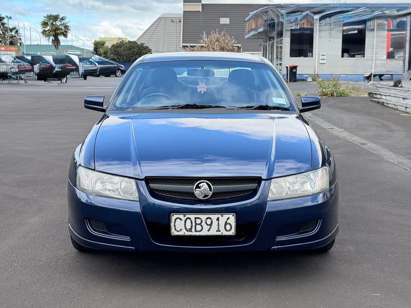 2005 Holden Commodore, photo 2