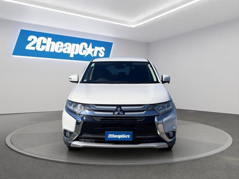 2017 Mitsubishi Outlander 24G 7 Seater, photo 2