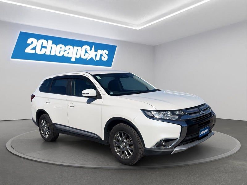 2017 Mitsubishi Outlander 24G 7 Seater, photo 3
