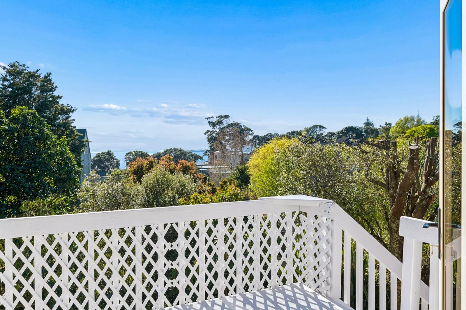 18 Gibson Place, Mellons Bay, photo 14
