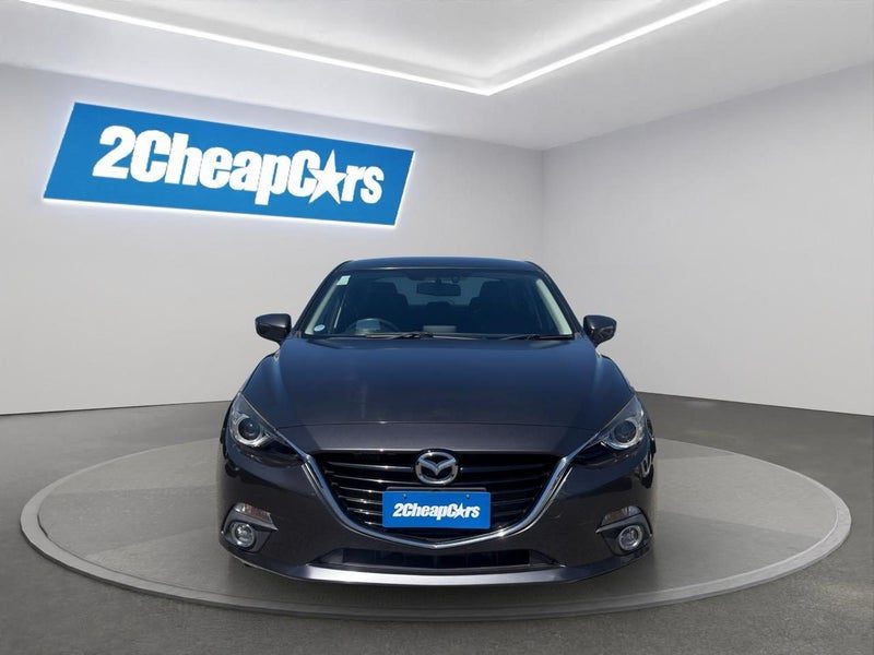 2014 Mazda Axela Hybrid S, photo 2