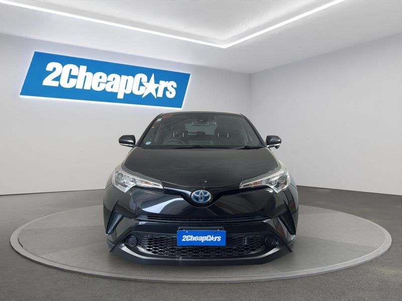 2017 Toyota C-HR HYBRID S, photo 2