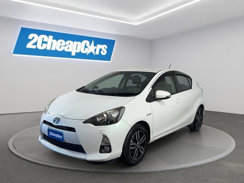 2014 Toyota Aqua Black soft leather selection