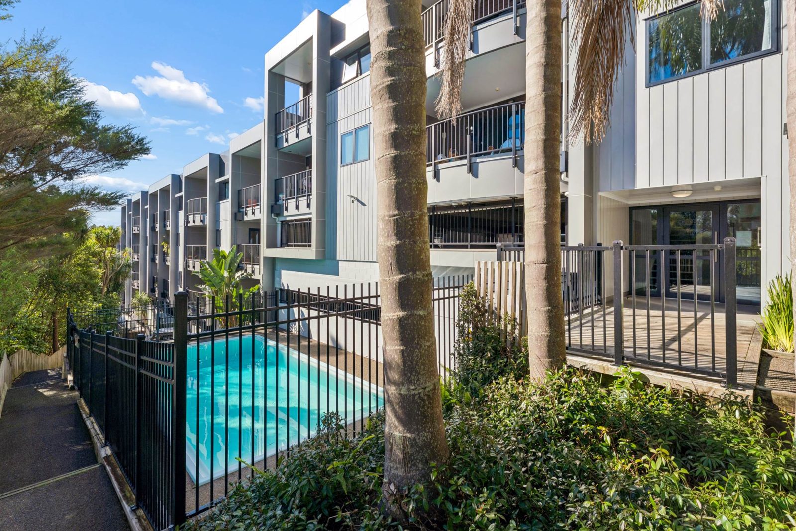 16/241 Hinemoa Street, Birkenhead