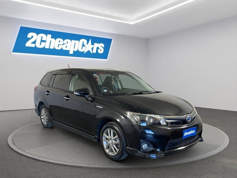 2014 Toyota Corolla Fielder Hybrid WxB, photo 3
