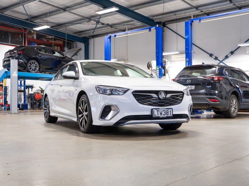 2018 Holden Commodore RS, photo 3