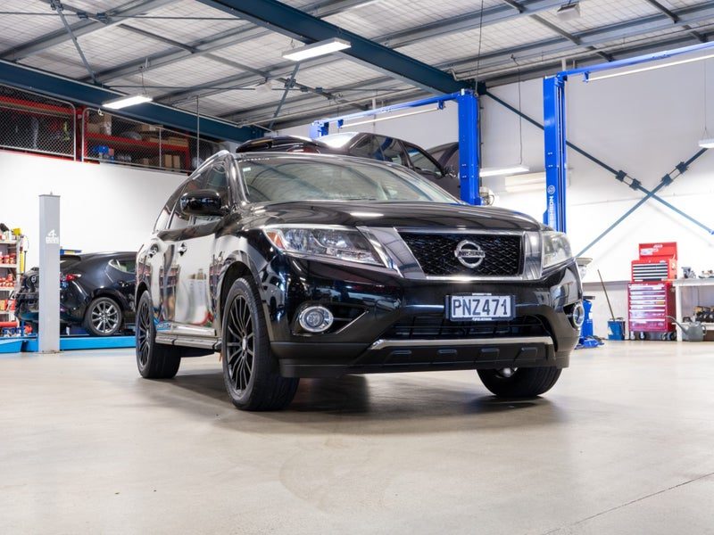 2014 Nissan Pathfinder Ti, photo 3