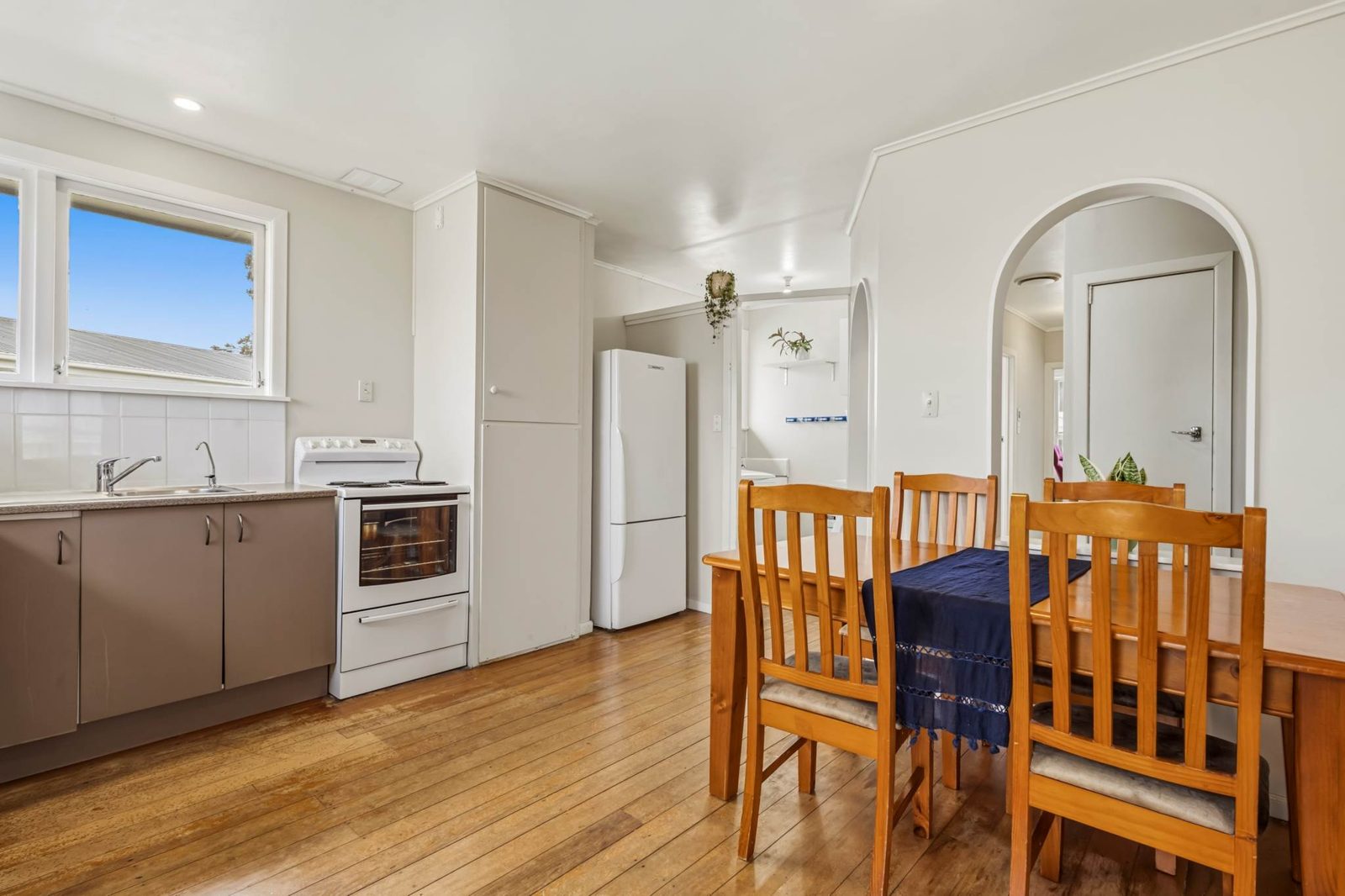 6 Winiata Terrace, Papakura, photo 4