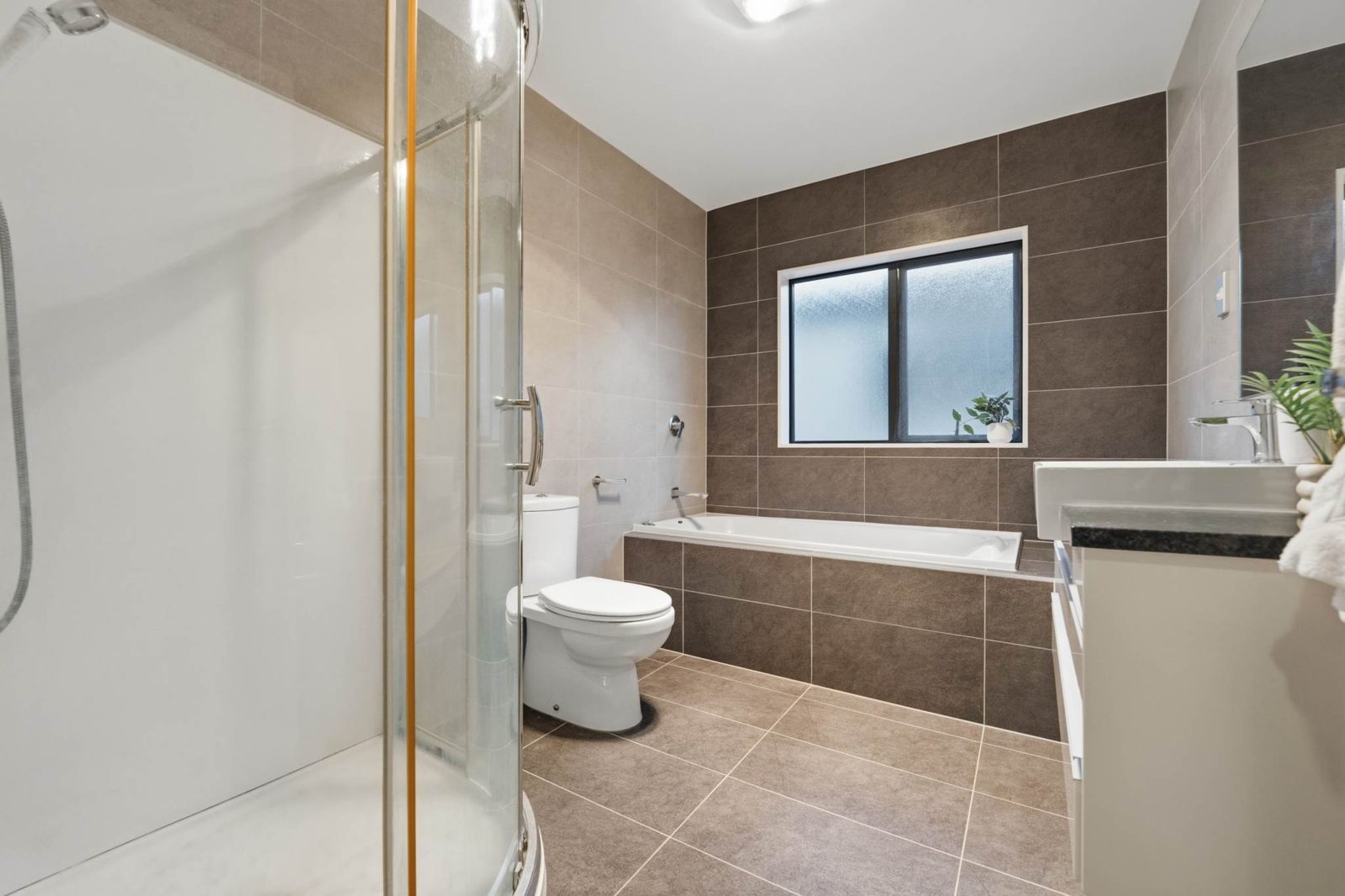 35 Dromoland Drive, Flat Bush, photo 20
