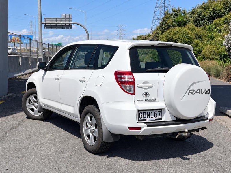 2011 Toyota RAV4 NZ New / 4WD / Towbar And 2 Keys, photo 2