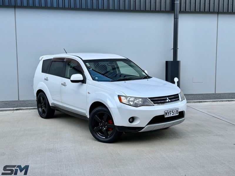 2007 Mitsubishi Outlander, photo 2