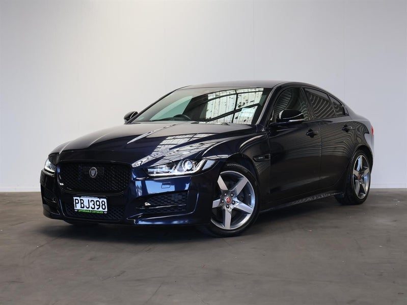 2016 Jaguar XE 20d R-Sport, photo 3