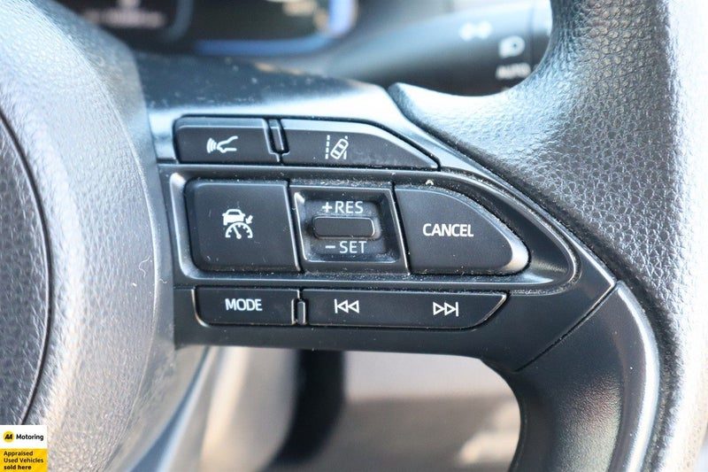 2022 Toyota Aqua X New Shape / Push Start, photo 3