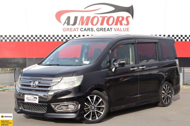 2013 Honda Step Wagon Spada Z Cool Spirit, photo 2