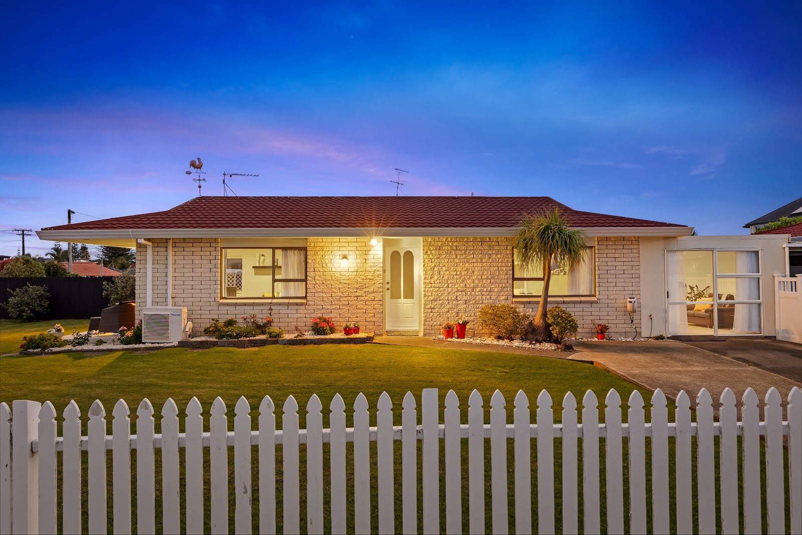 Flat 1/20 Pine Road, Orewa