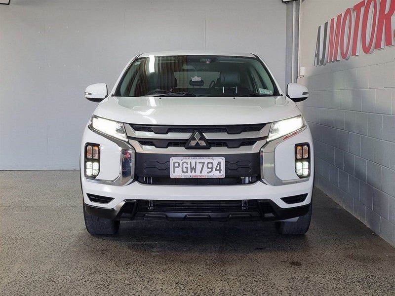 2022 Mitsubishi ASX XLS (NZ New), photo 2