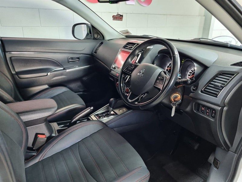 2022 Mitsubishi ASX XLS (NZ New), photo 3
