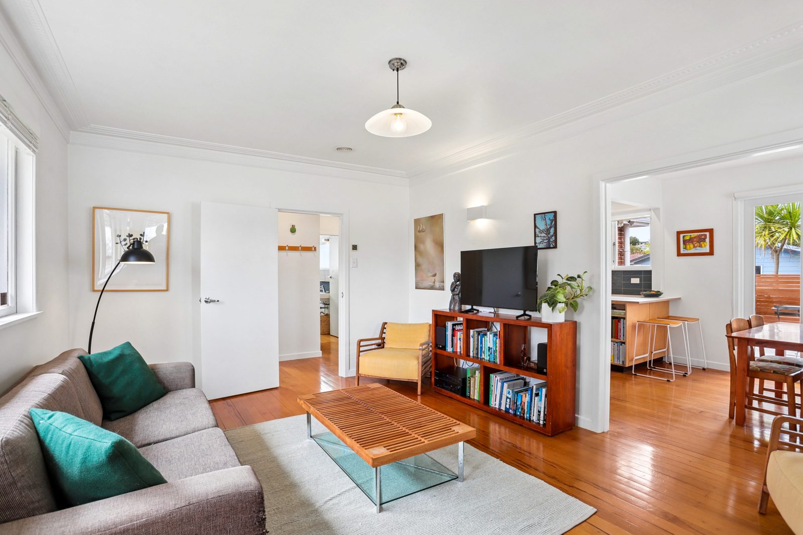 58 Routley Drive, Glen Eden, photo 3