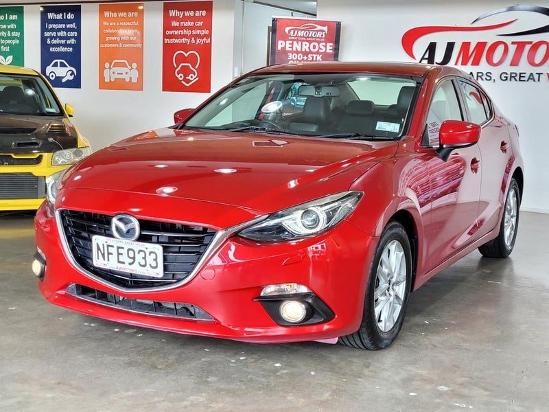 2015 Mazda 3 Axela, photo 3