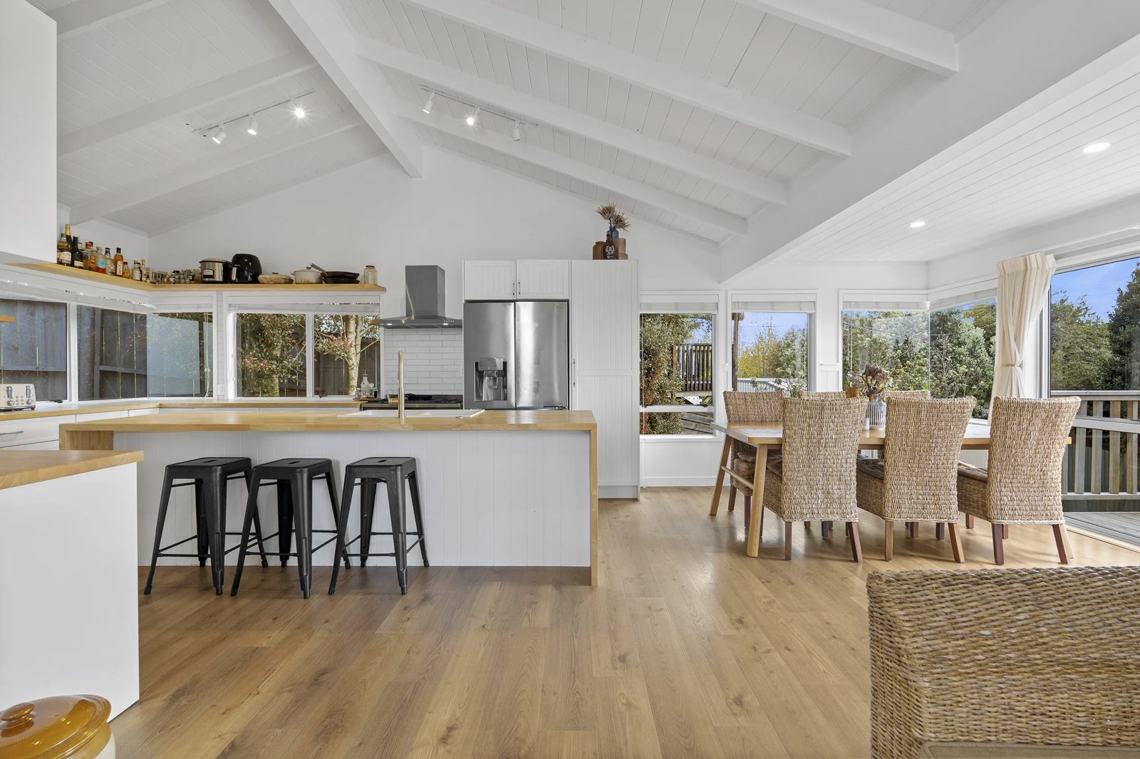 2 Mabbett Lane, Waimauku, photo 4