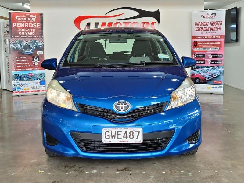 2013 Toyota Yaris YR 1.3P Hatch5 4A, photo 2