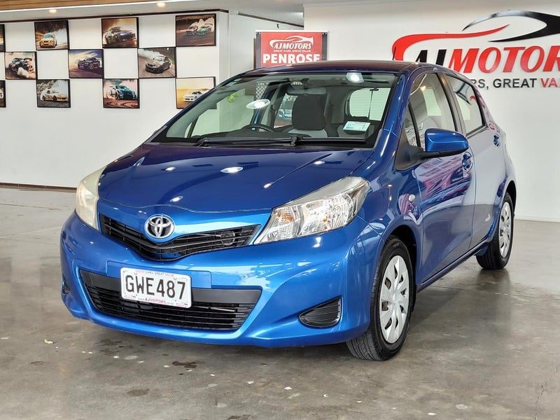 2013 Toyota Yaris YR 1.3P Hatch5 4A, photo 3