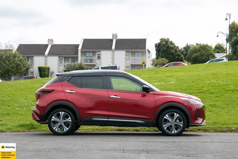 2021 Nissan Kicks E POWER / SUPER LOW KMS, photo 3