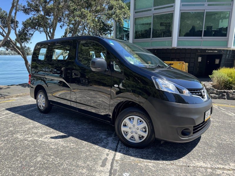 2021 Nissan NV200, photo 2