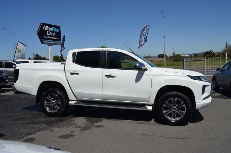 2022 Mitsubishi Triton DC GLXR 6AT 2.4D, photo 2