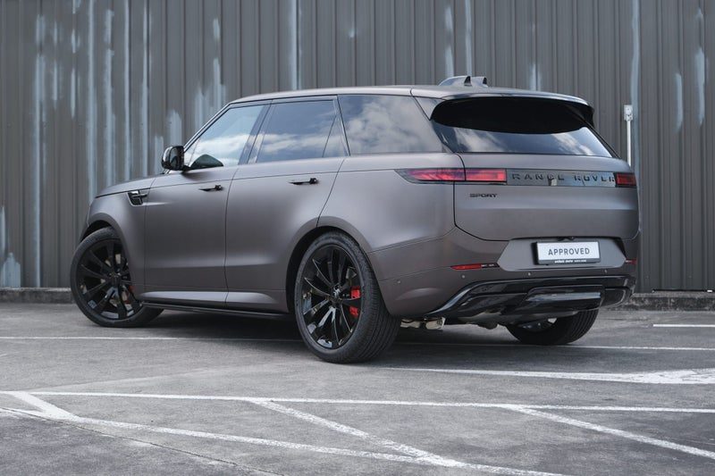 2026 Land Rover Range Rover Sport D350 Dynamic HSE, photo 3