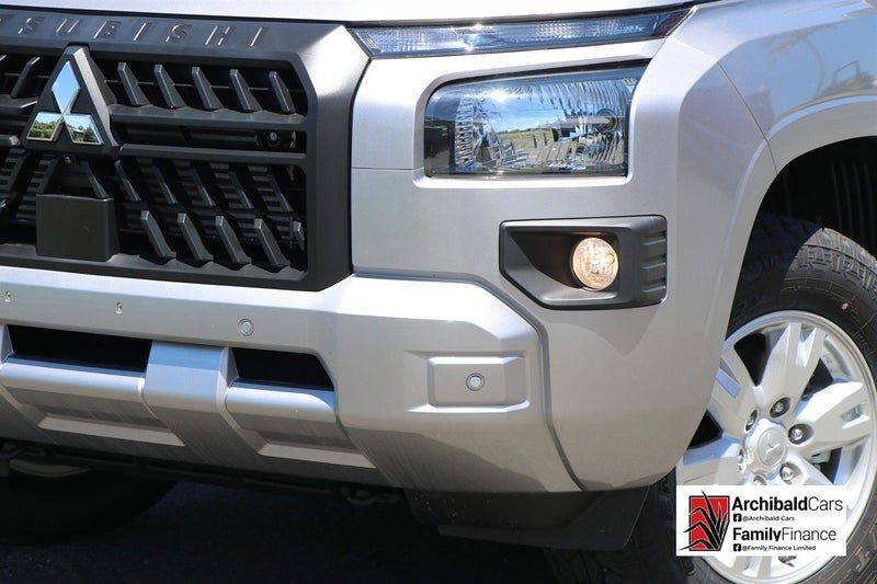 2026 Mitsubishi Triton CC GLX 4WD 6AT 2.4DT, photo 3