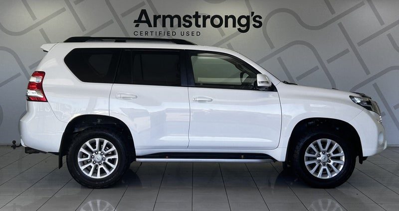 2017 Toyota Land Cruiser Prado VX, photo 3