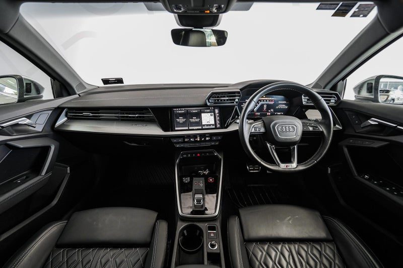 2021 Audi S3 Sportback 2.0P, photo 2