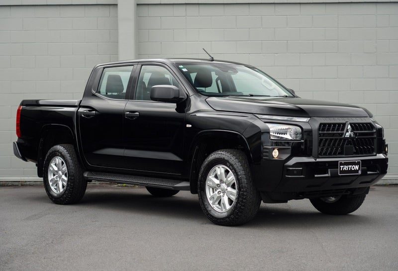2026 Mitsubishi Triton DC WS 2.4D GLX 2WD 6AT