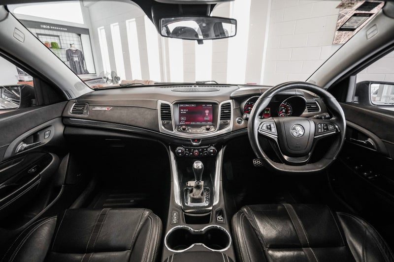 2015 Holden Commodore VF SS-V Redline 6.0, photo 2