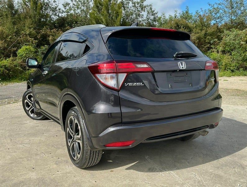 2015 Honda Vezel Hybrid, photo 3