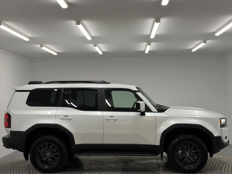 2026 Toyota Land Cruiser Prado GXL 2.8D Hybrid, photo 2