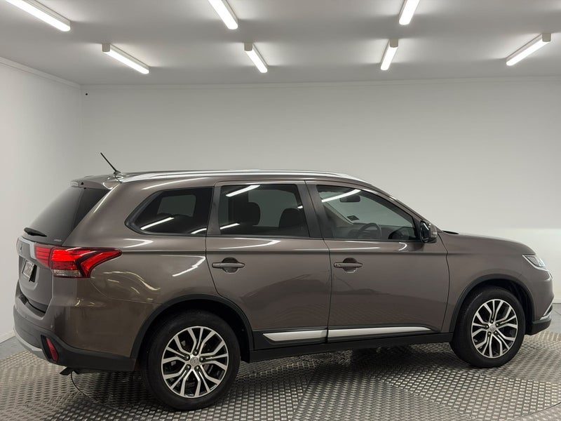 2016 Mitsubishi Outlander XLS 2.4P, photo 3